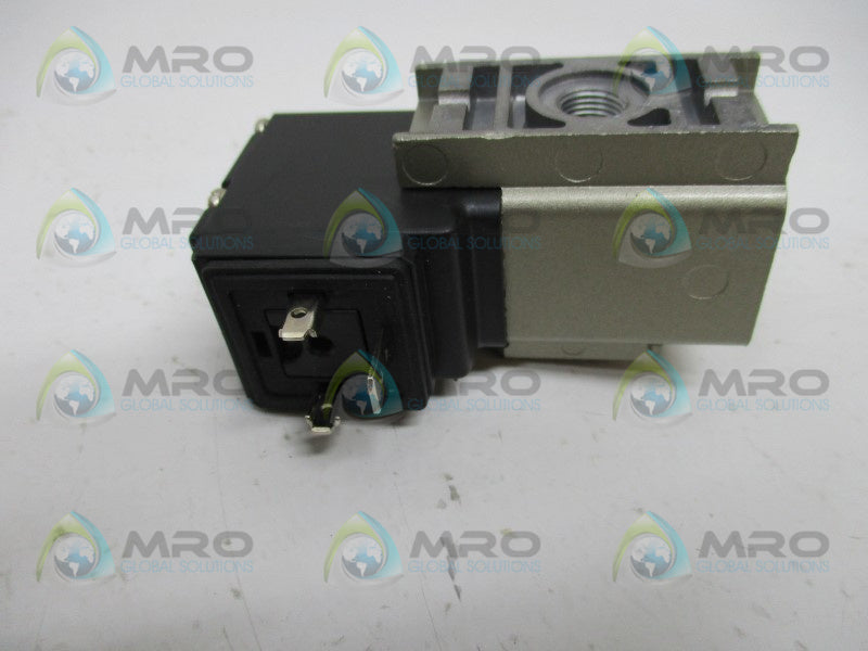 SMC VCA27A-5DLS-4 PNEUMATIC COMPACT AIR VALVE  UNMP