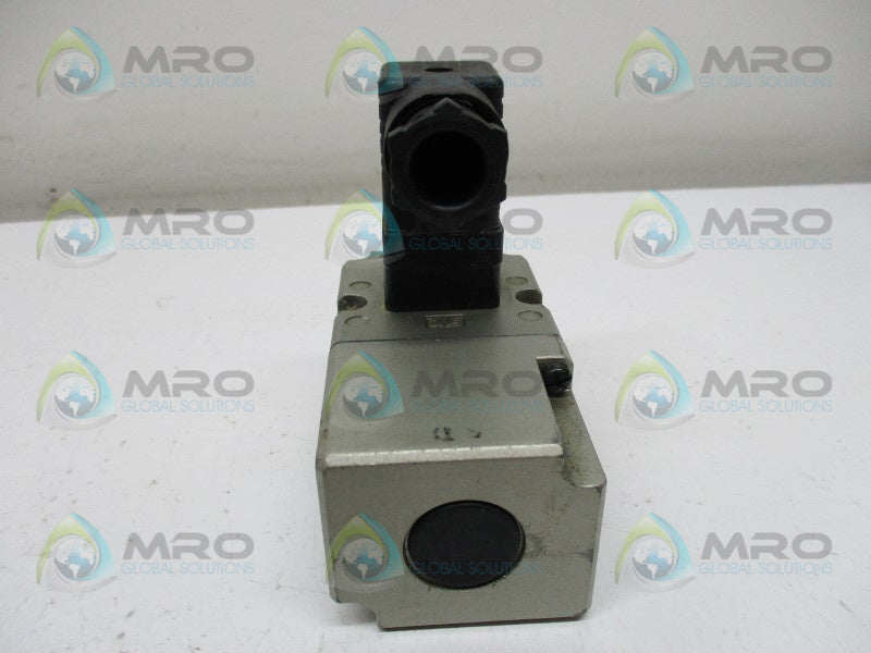 SMC VT3113-005D SOLENOID VALVE  UNMP