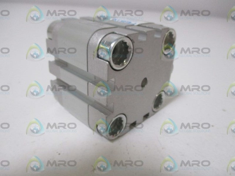 FESTO ADVU-40-10-A-P-A STROKE PNEUMATIC COMPACT CYLINDER  NSNP