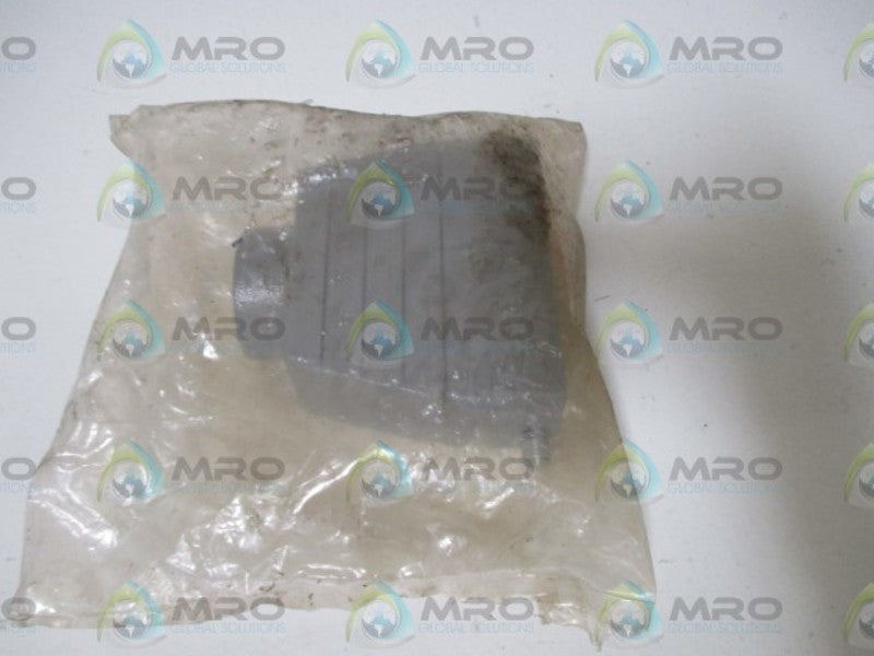 HARTING HAN 16B-GG-R-21 CONNECTOR HOOD  NSMP