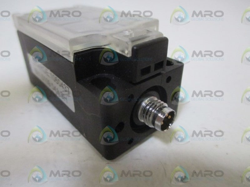 SCHUNK 1015-15T8 PHOTOELCTRIC SWITCH  NSMP