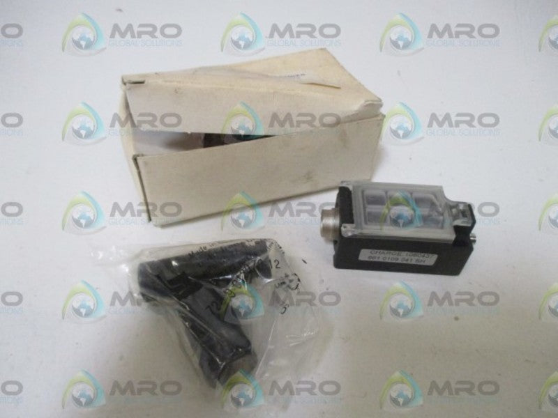 SCHUNK 1015-15T8 PHOTOELCTRIC SWITCH  NSMP