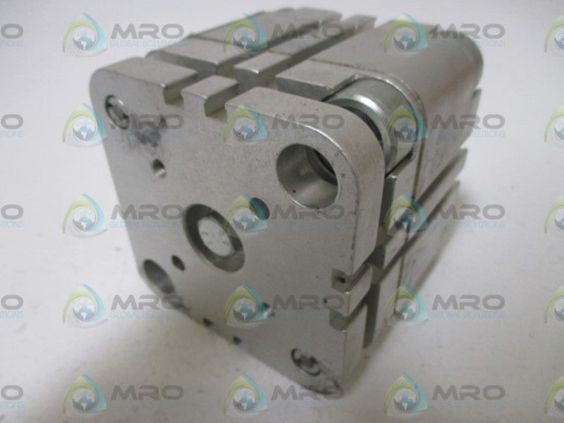 FESTO ADVUL-63-15-P-A COMPACT CYLINDER  NSNP