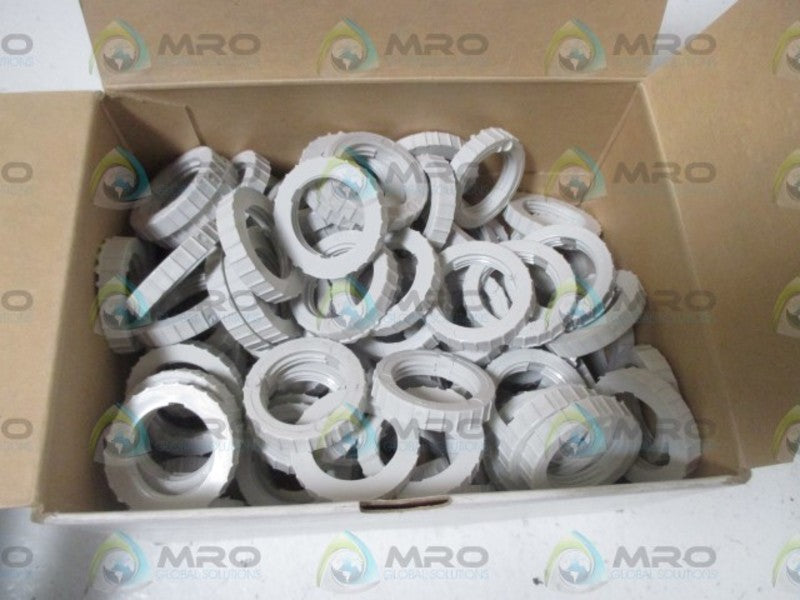 LOT OF 100 CLIPSAL 260/20 SCREWED LOCK RINGS NSNP IN  A BOX