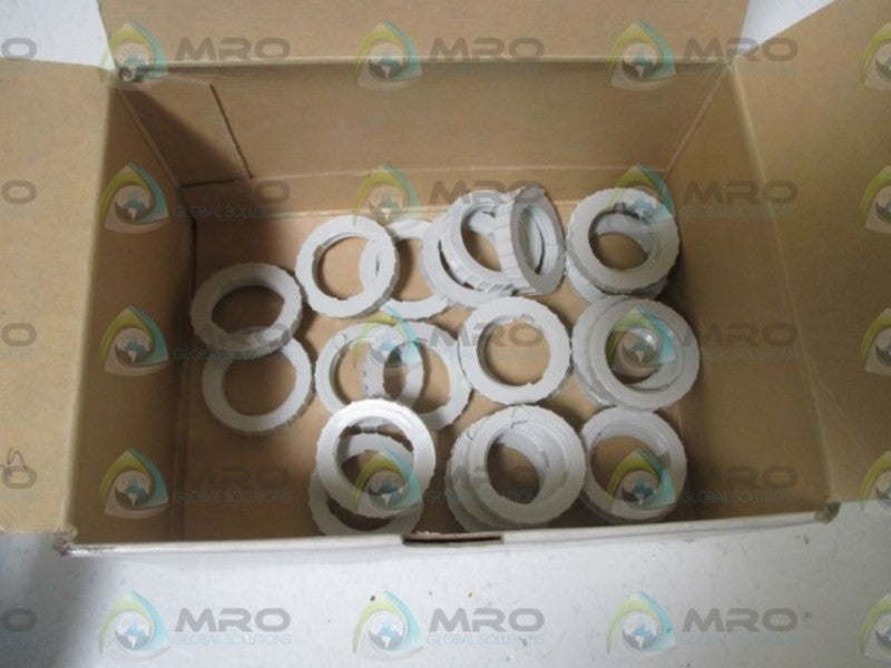 LOT OF 24 CLIPSAL 260/20 SCREWED LOCK RINGS NSNP IN  A BOX