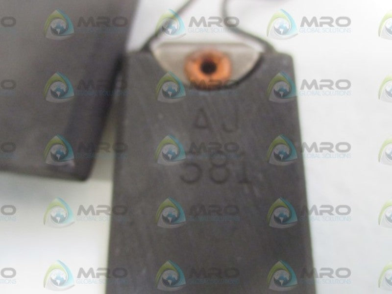 GENERAL ELECTRIC AJ 581 CARBON BRUSH  NSNP