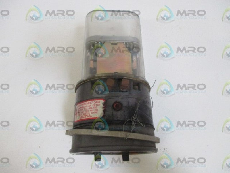 DWYER 43205 CAPSU PHOTOHELIC  UNMP