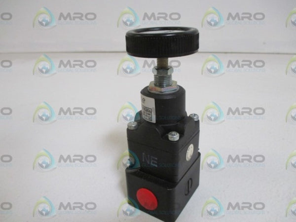 FAIRCHILD 80532 PRESSURE REGULATOR  NSMP