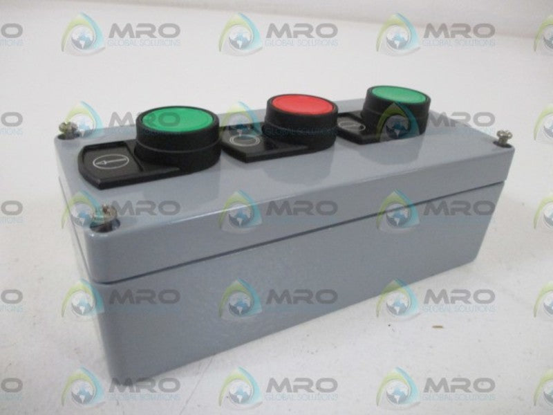 MC-3B-NONONC-F 3-PUSHBUTTON STAION  NSMP