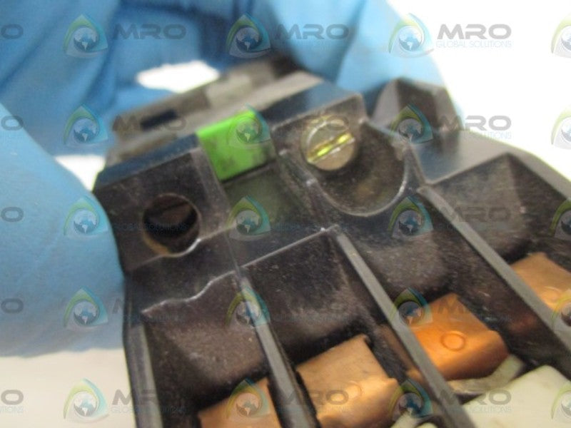 SIEMENS 3TA6802-0A CONTACTOR 24V  UNMP