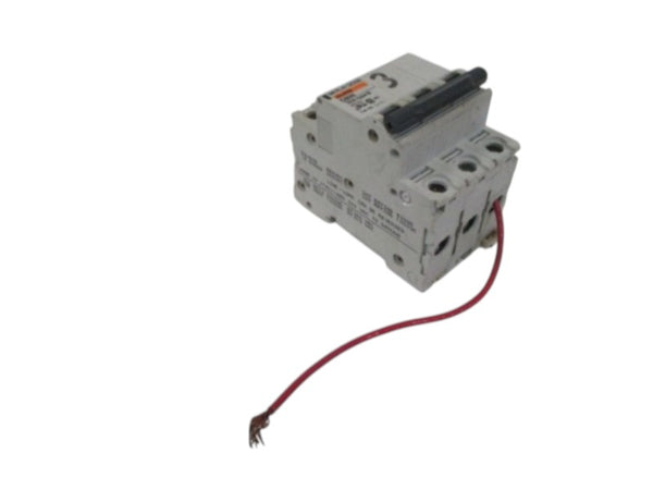 MERLIN GERIN 24151 CIRCUIT BREAKER 32A  UNMP
