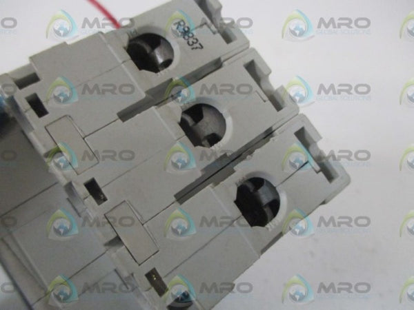 MERLIN GERIN 24151 CIRCUIT BREAKER 32A  UNMP