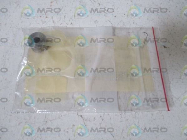 200-00105 PLUG, VALVE  NSNP IN A BAG