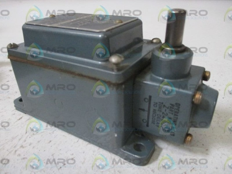 INDUSTRIAL SPARE PART 802T-R5TD SER.A LIMIT SWITCH  UNMP