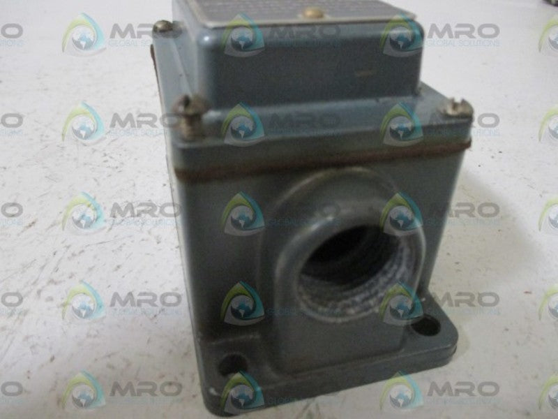 INDUSTRIAL SPARE PART 802T-R5TD SER.A LIMIT SWITCH  UNMP