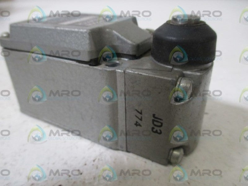 R.B. DENISON C4 JD3 LIMIT SWITCH  NSNP