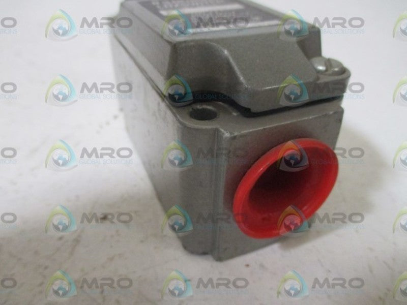 R.B. DENISON C4 JD3 LIMIT SWITCH  NSNP