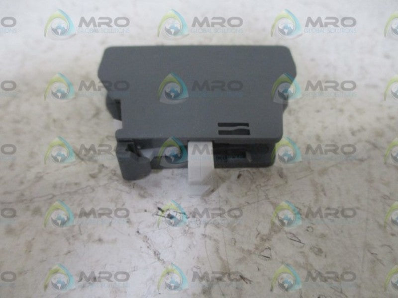 LOT OF 2 ABB CA5 AUXILIARY CONTACT NSNP