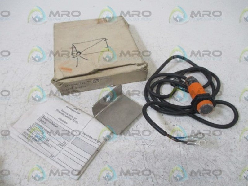 IFM EFECTOR OG5045 RETRO REFLECTIVE SENSOR  NSMP