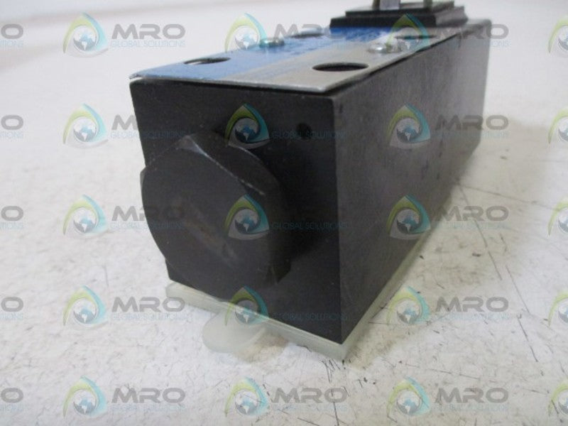 VICKERS DG4V-3 24 M U B6 60 SOLENOID VALVE  NSNP