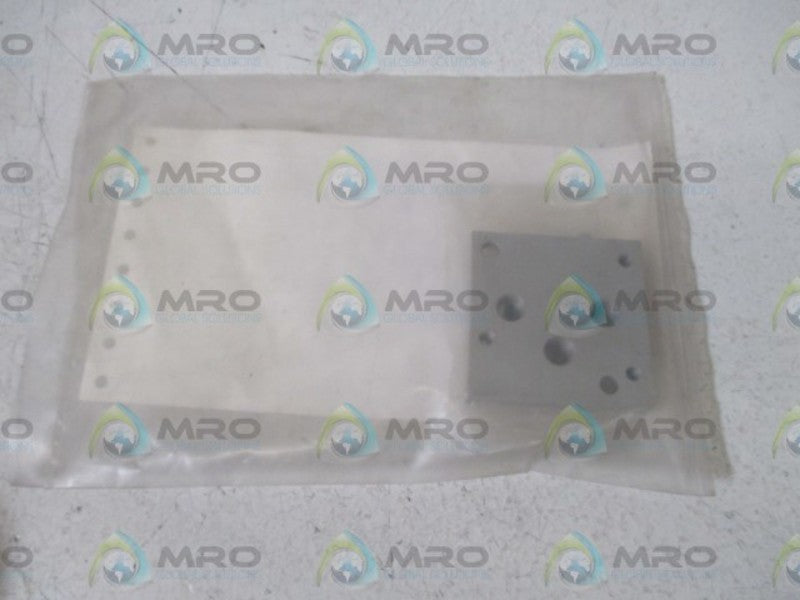 MANROLAND 16.97060-2142 CONNECTION FLAT  NSNP IN A BAG