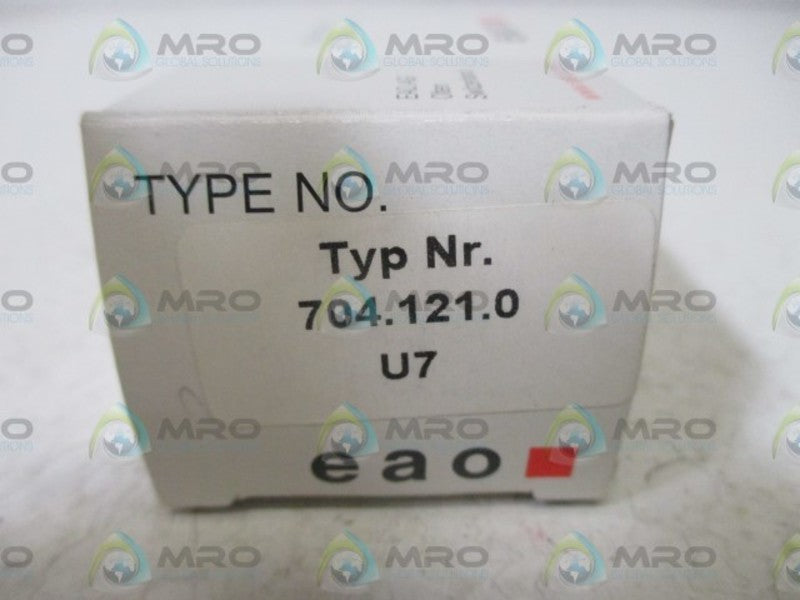 EAO TYPE 704.131.0 SWITCH ACTUATOR  NSMP