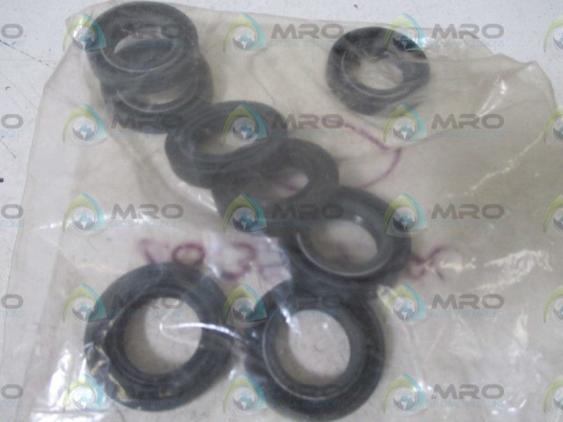 LOT OF 8 BEARING & TRANSMISSION 20X35X07DL NSNP IN A FACTORY BAG