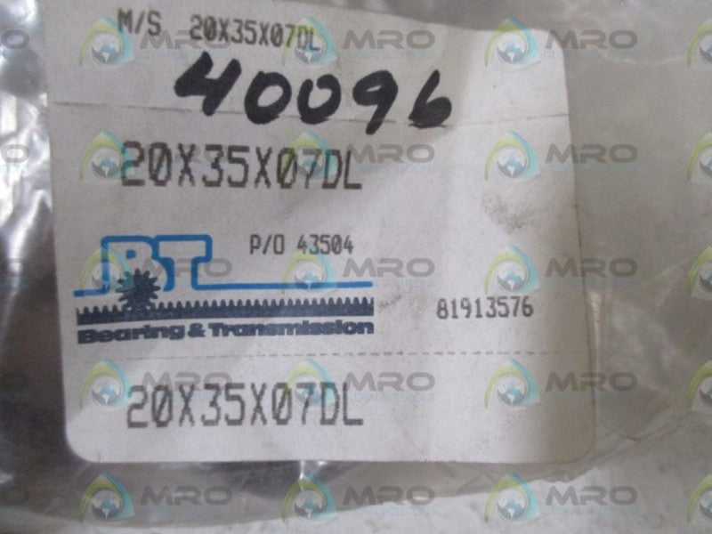 LOT OF 8 BEARING & TRANSMISSION 20X35X07DL NSNP IN A FACTORY BAG