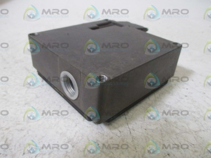 EUCHNER TZ1RE110PG SAFETY SWITCH  NSNP