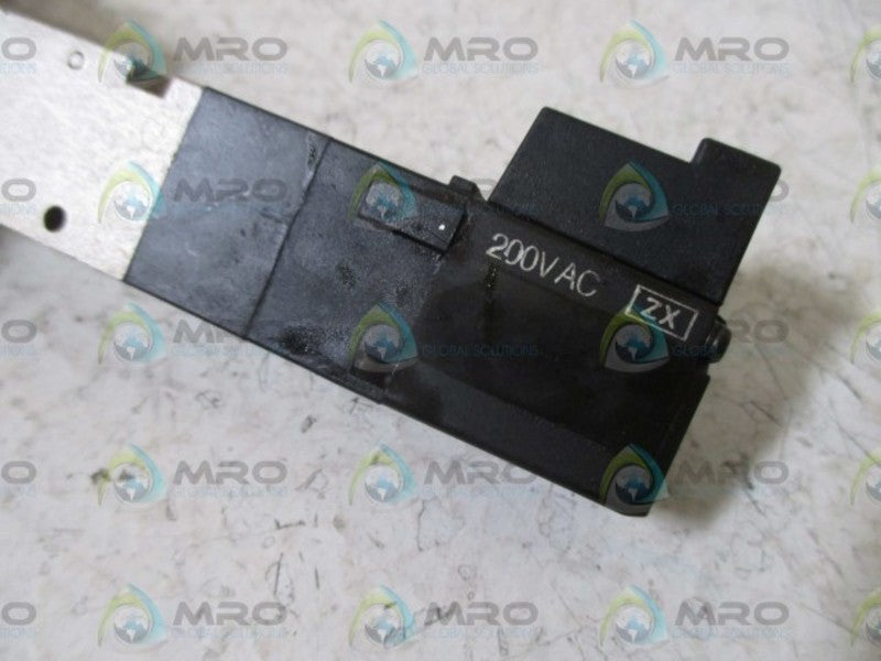 SMC VZ3320 SOLENOID VALVE NSNP