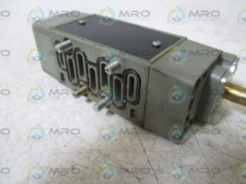 BOSCH 0 820 024 967 SOLENOID VALVE  UNMP
