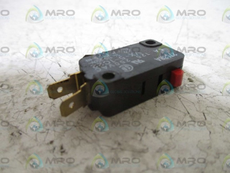 OMRON VX-5-1C22 SNAP ACTION SWITCH UNMP
