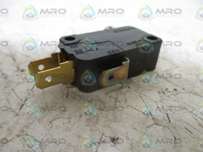 OMRON VX-55-1C23 SNAP ACTION SWITCH UNMP