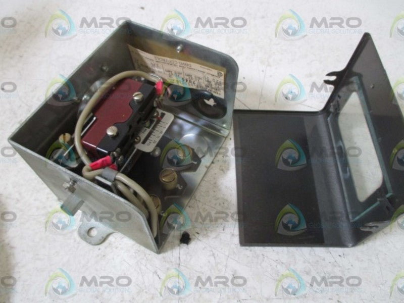 MERCOID CONTROL 7021-153R36 PRESSURE SWITCH  UNMP