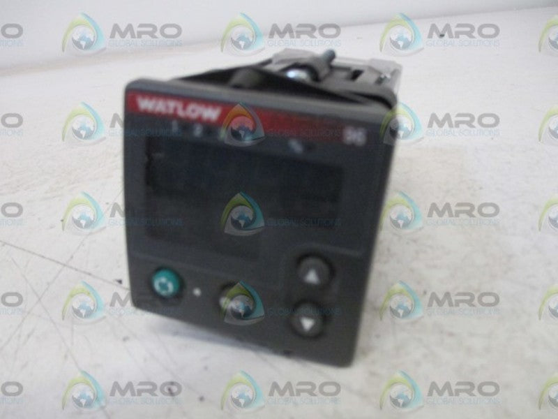 WATLOW 96A0DAAA00RG TEMPERATURE CONTROLLER  NSMP