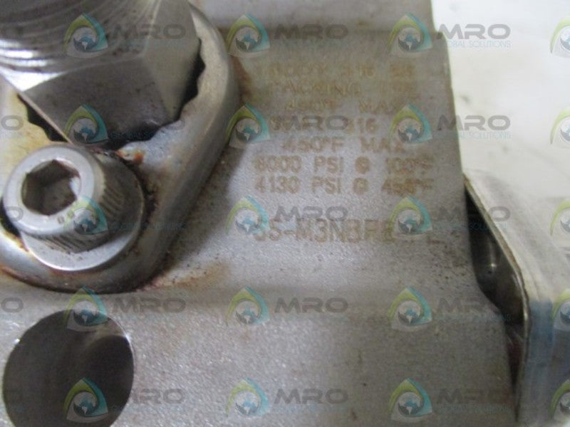 WHITNEY SS-M3NBF8-FL MANIFOLD VALVE  UNMP