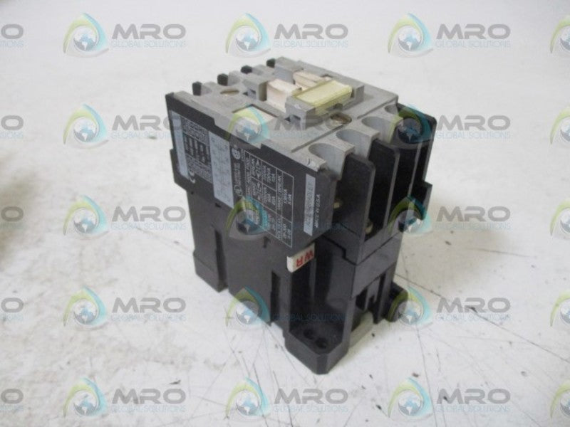 LOT OF 2 ALLEN BRADLEY 700-F400A1 SER.C RELAY 120V UNMP