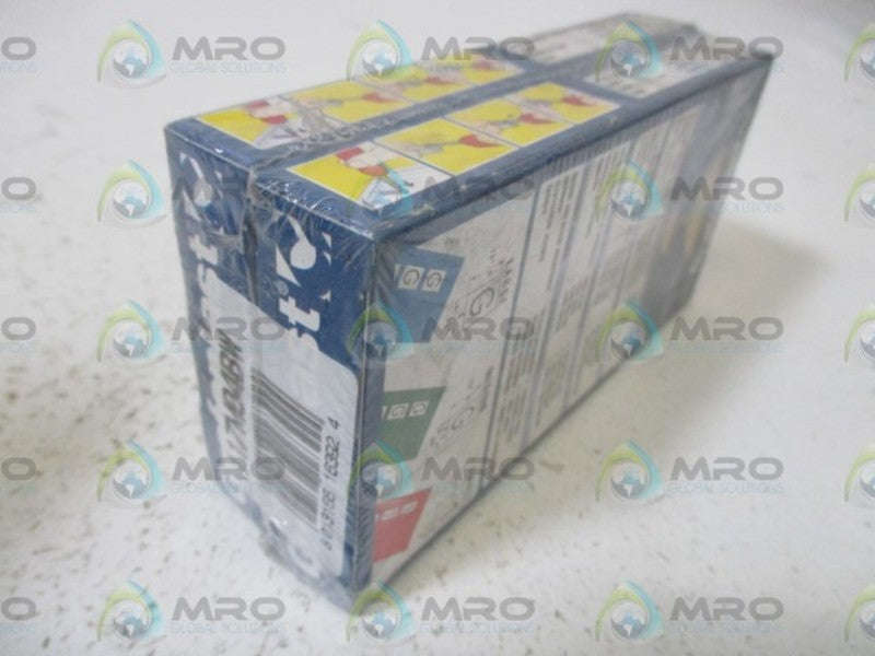 LOT OF 2 GRAFOPLAST 117M04BW NSMP