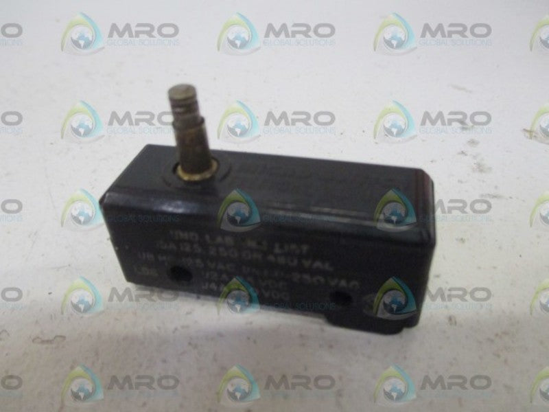 LOT OF 4 MICROSWITCH YZ-2RS UNMP
