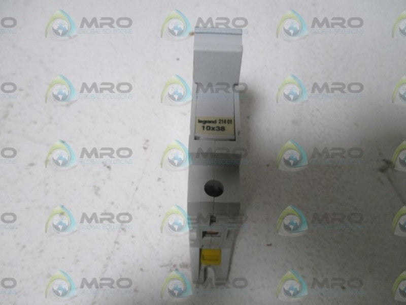 LOT OF 4 LEGRAND 21401 NSMP