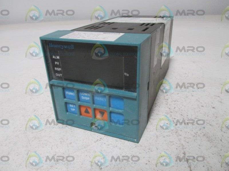 HONEYWELL DC3005-0-000-1-DIN-0111 UNMP