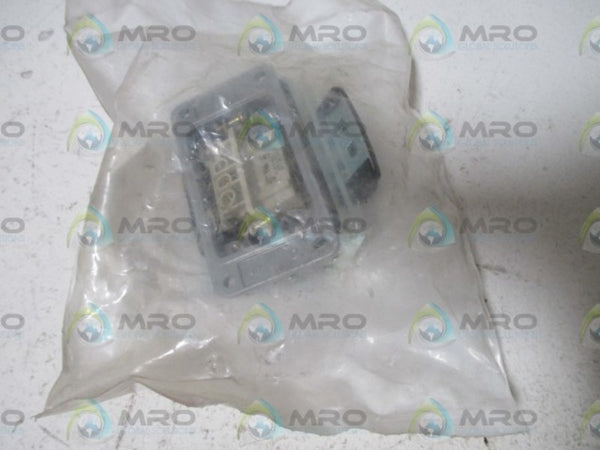482-749 6-WAY PANEL SOCKET  NSMP