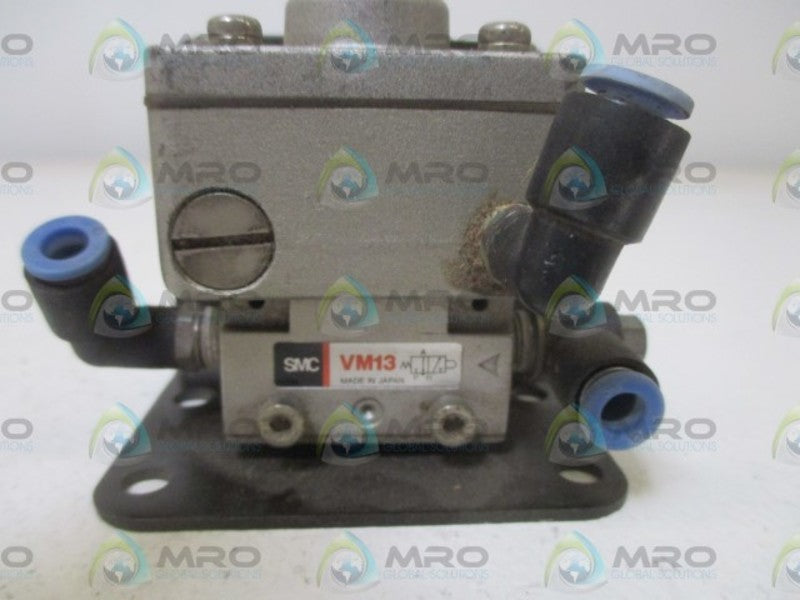 SMC VR2100 W/VM13 SOLENOID VALVE UNMP