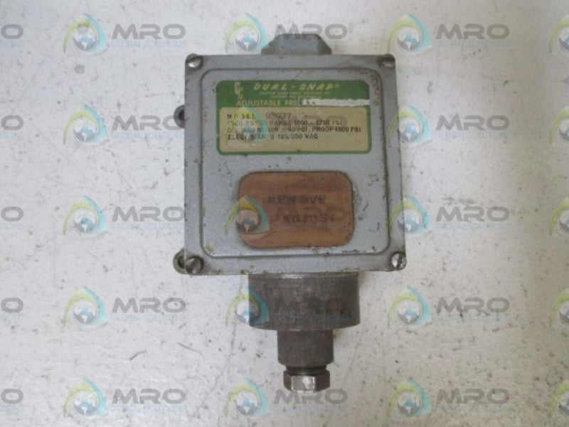 DUAL-SNAP 605GC7  UNMP