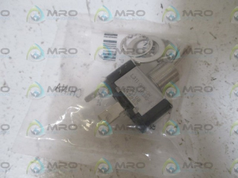 LOT OF 2 SWITCH  11TA95-2 NSMP