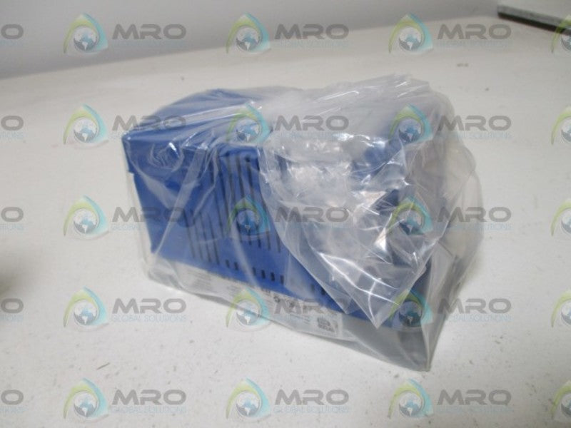 LENZE  ESV751N04TXBXX1H42 FREQUNECY INVERTER  NSMP