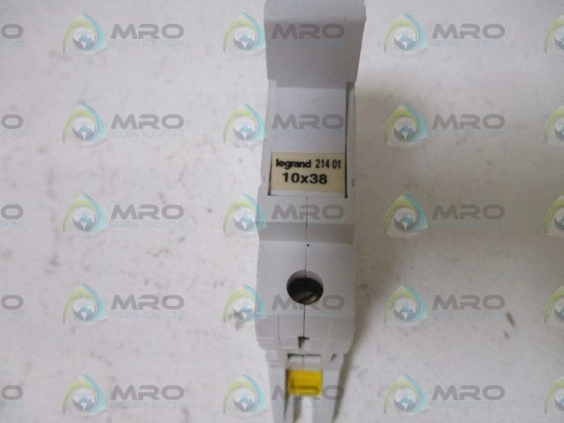 LOT OF 10 LEGRAND 21401 COUPE-CIRCUIT NSMP
