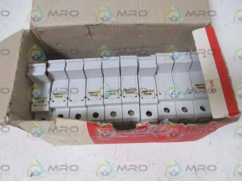 LOT OF 10 LEGRAND 21401 COUPE-CIRCUIT NSMP