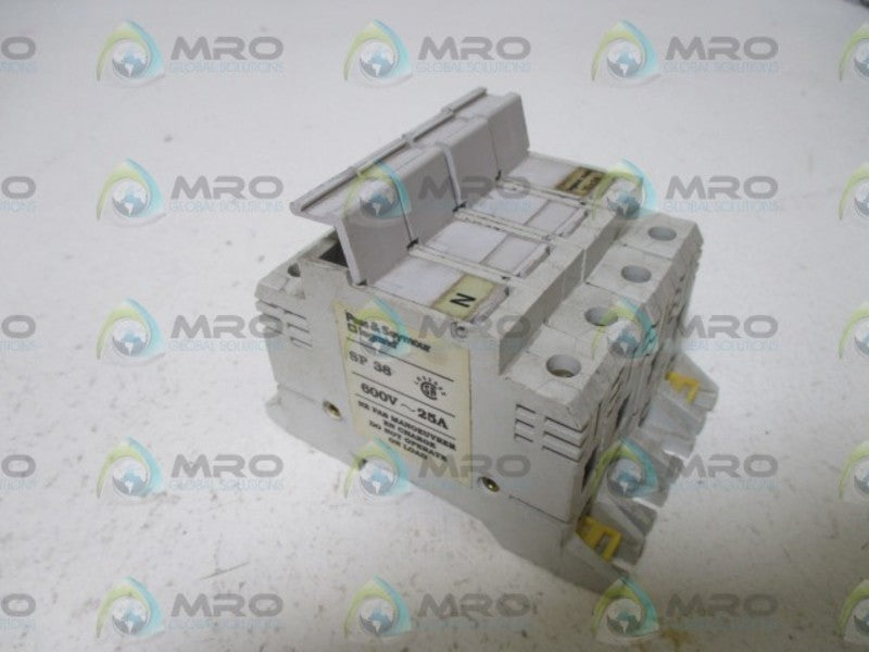 LEGRAND 21405 CIRCUIT BREAKER  UNMP