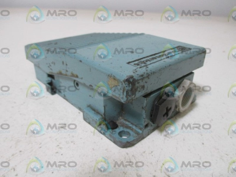 TELEMECANIQUE XPE-M110 FOOT SWITCH  UNMP
